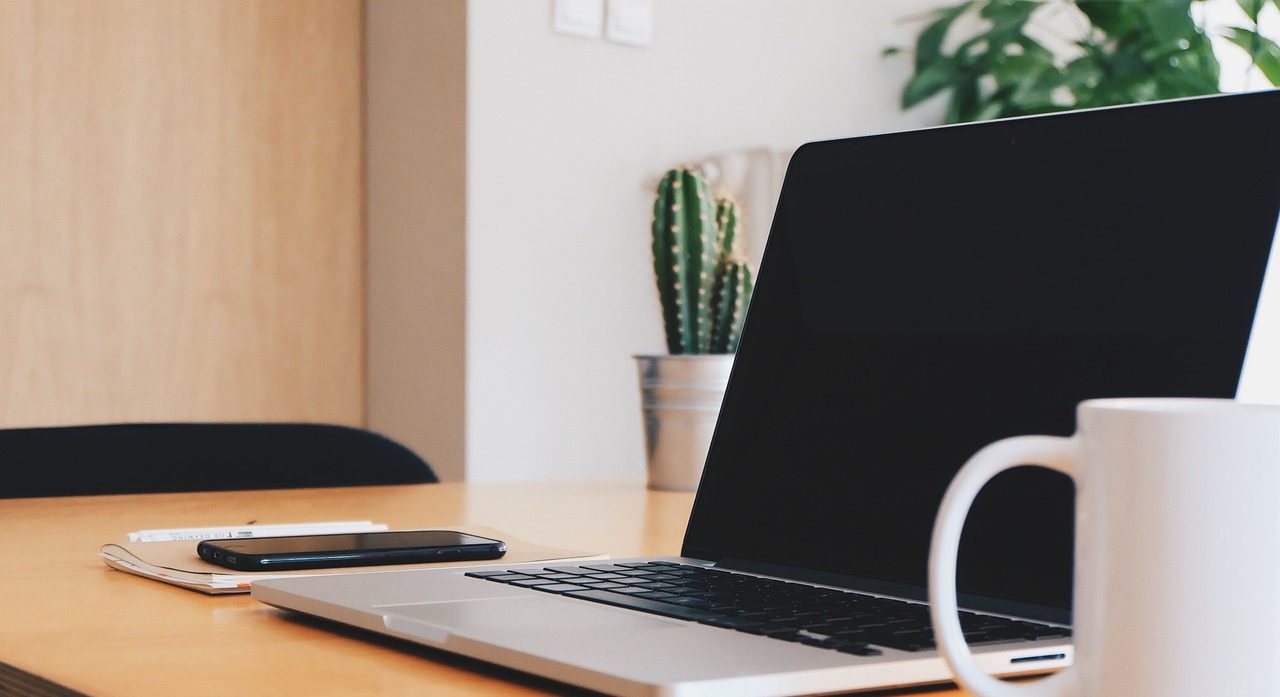 office, desk, business-925806.jpg